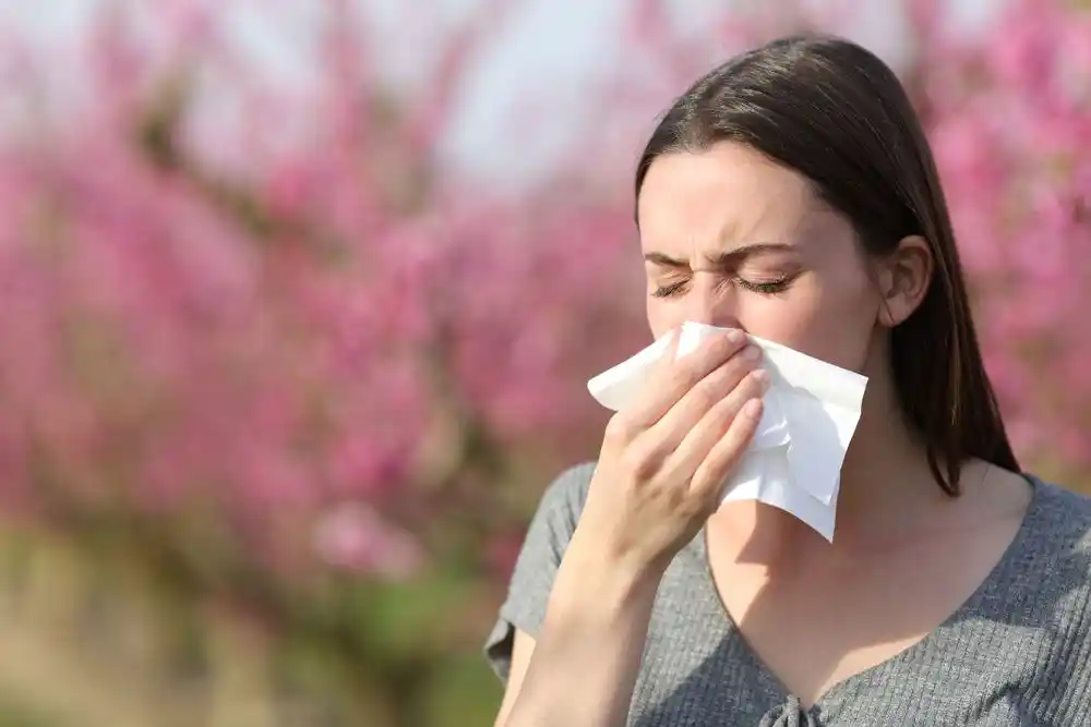 do seasonal allergies make you tired